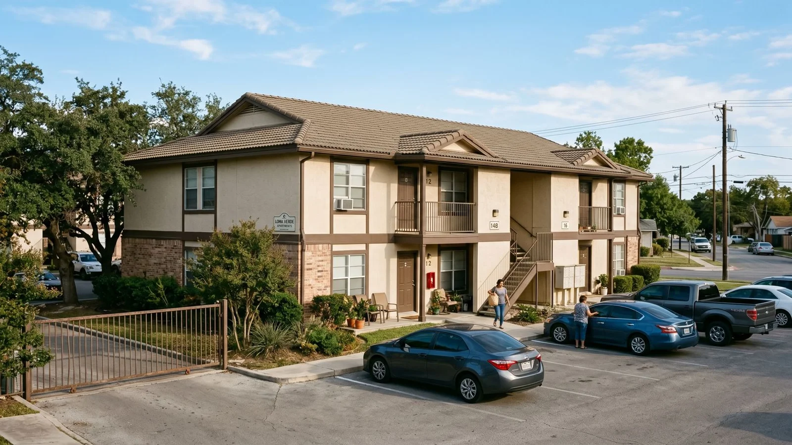 Affordable San Antonio second chance apartment building exterior